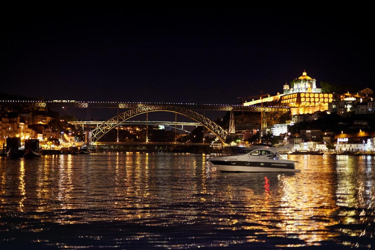 Porto Private Yacht- Accommodation Douro River Exteriör bild