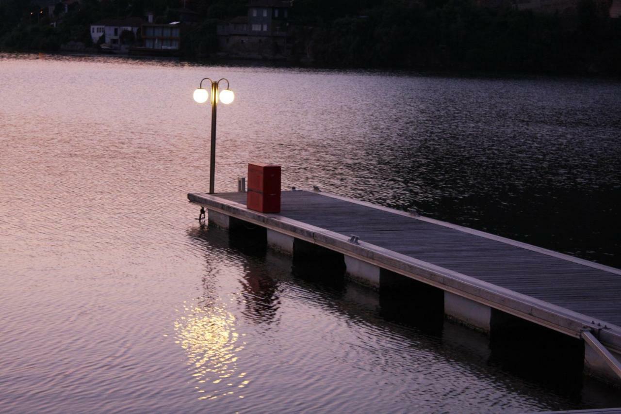 Porto Private Yacht- Accommodation Douro River Exteriör bild